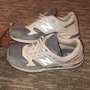 Slightly used New Balance men’s sneaker size 10.5